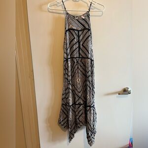 Xhilaration midi dress small